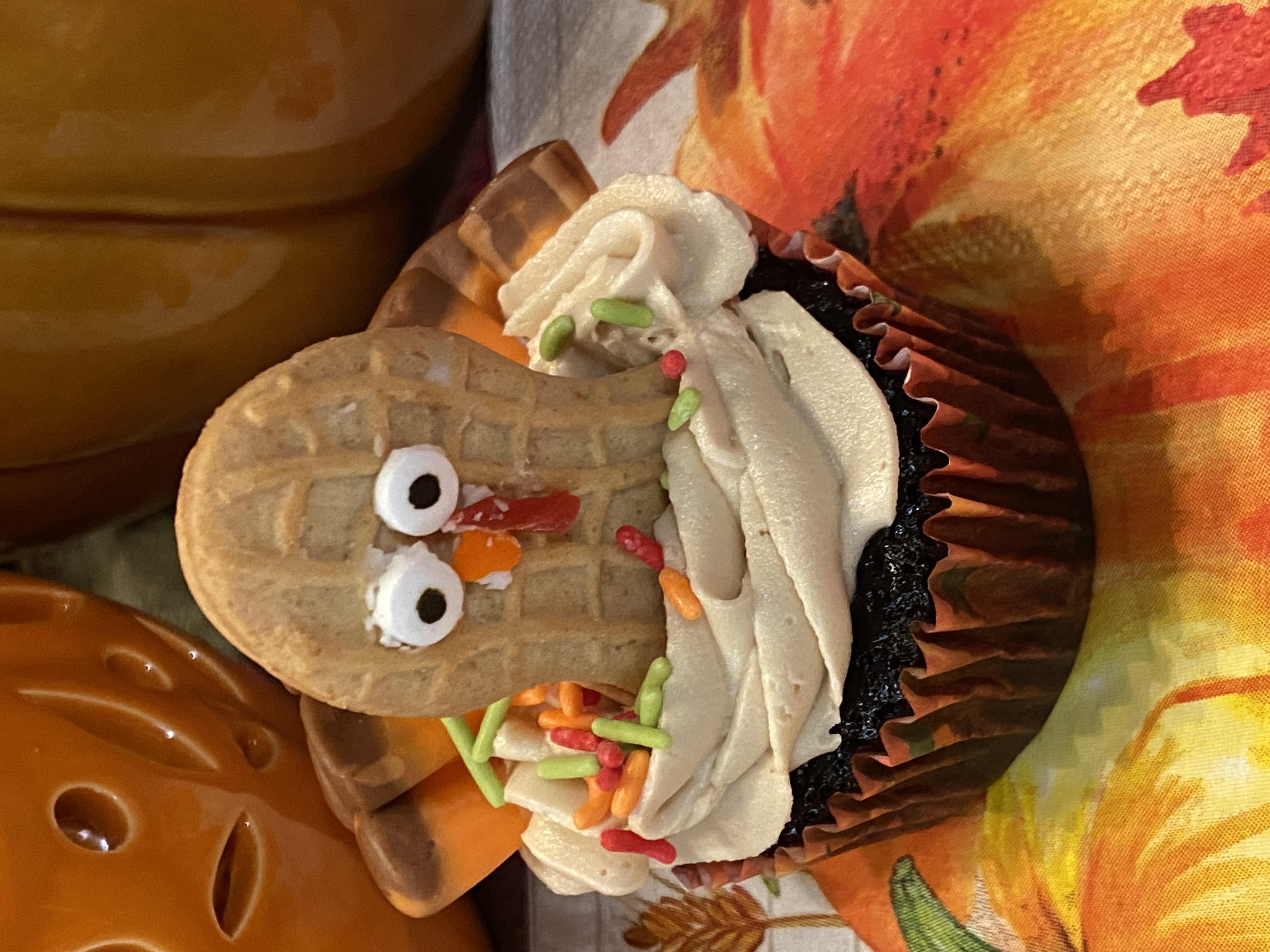 Decorate a turkey cupcake for kids at Manassas Olive Oil